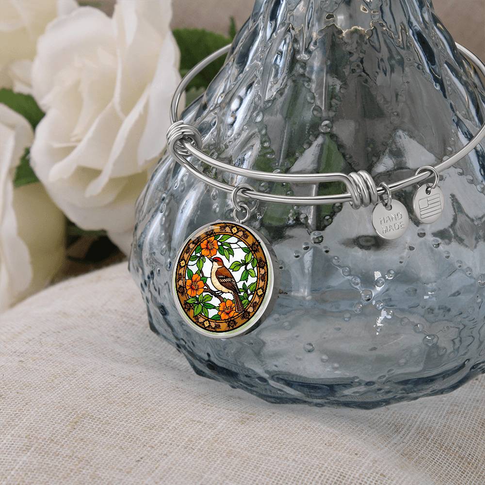 Robin Bird Pendant Necklace, Floral Design Jewelry, Nature Inspired Gift, Artful Bird Necklace, Gold Pendant with Bird Motif, Necklace Gift for Her