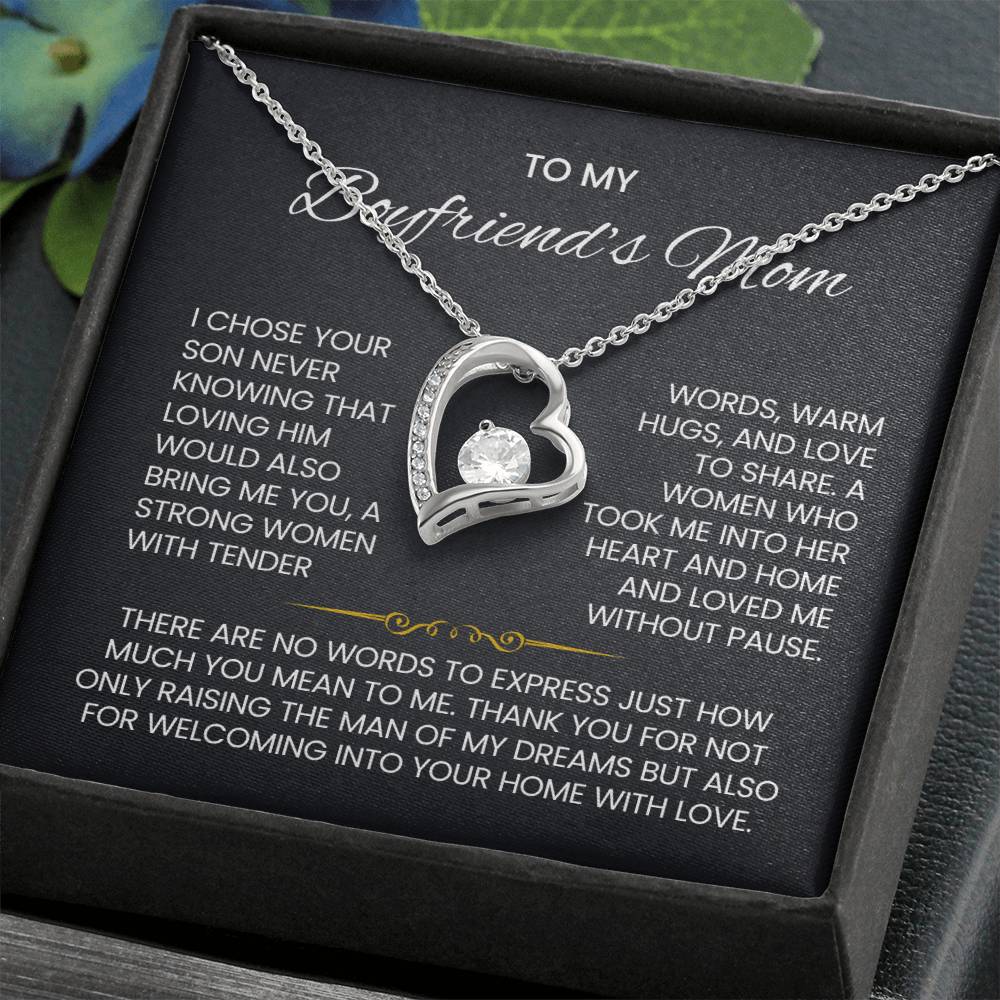 To My Boyfriends Mom Heart Necklace