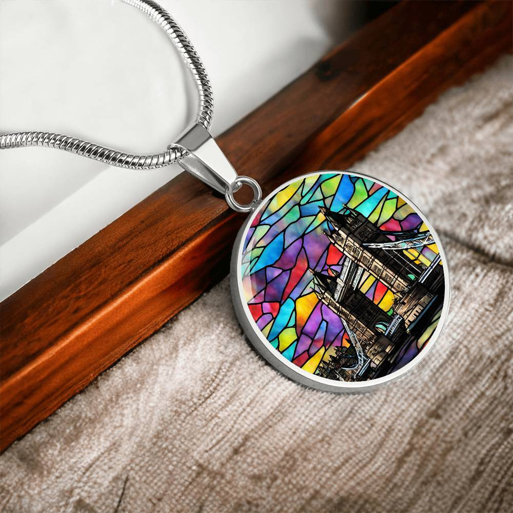 London Bridge Skyline Round Pendant Necklace in Gold or silver-[Heartfelt Family Gift]