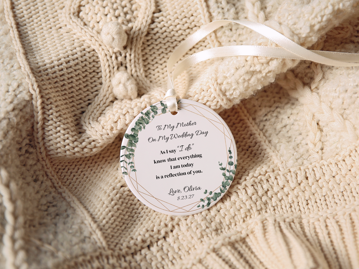 Wedding Day Gift for Mom, Mother of the Bride Ornament, To My Mother Wedding Keepsake, Personalized Bridal Christmas Ornament