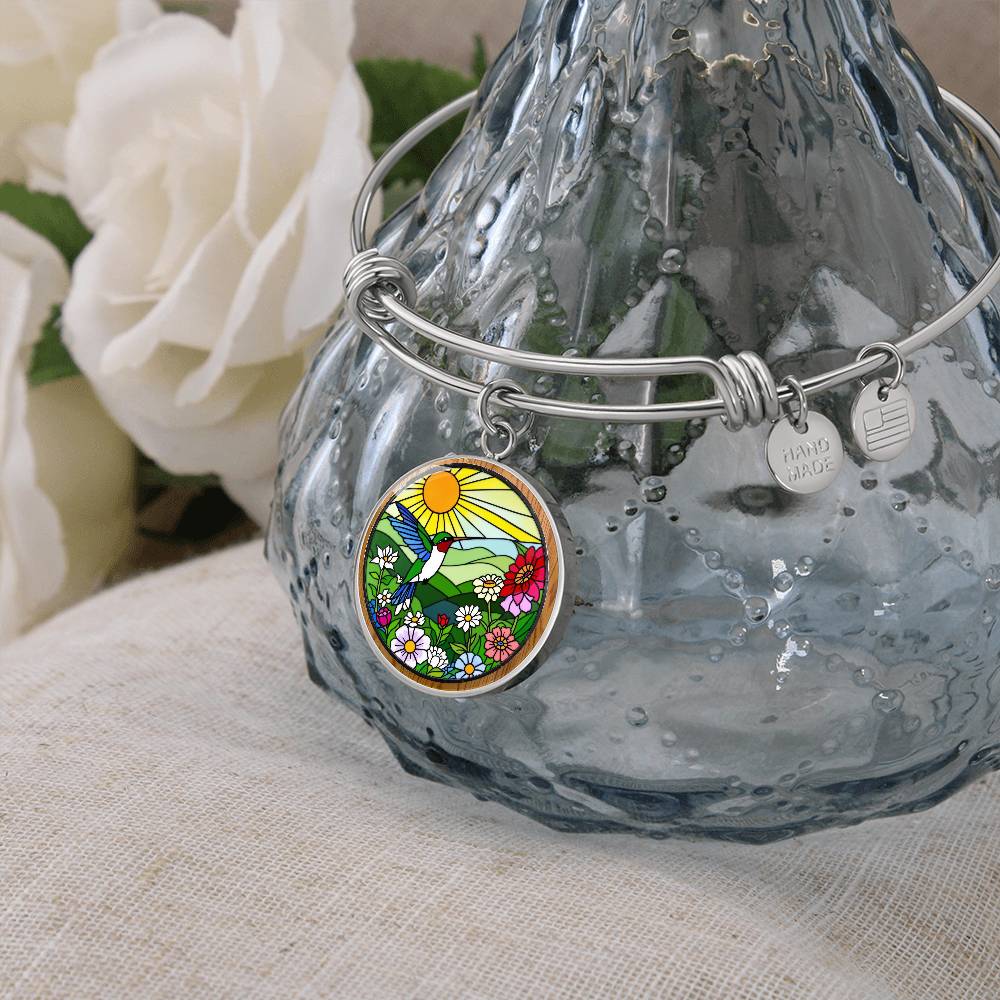 Hummingbird Necklace, Floral Pendant, Gift for Nature Lovers, Vibrant Jewelry, Artistic Necklace, Summer Accessory, Nature Inspired Necklace