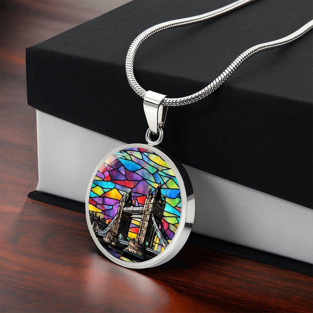London Bridge Skyline Round Pendant Necklace in Gold or silver-[Heartfelt Family Gift]