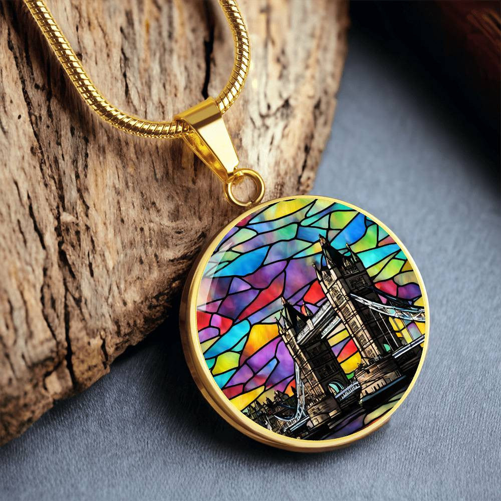 London Bridge Skyline Round Pendant Necklace in Gold or silver-[Heartfelt Family Gift]