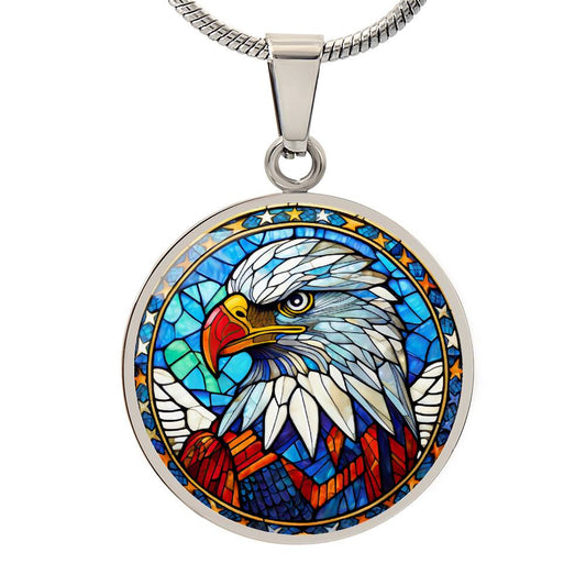 Eagle Round Pendant Necklace in Gold or silver-[Heartfelt Family Gift]
