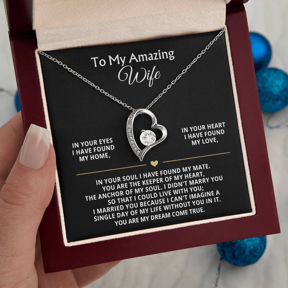 To My Amazing Wife Heart Necklace Gift