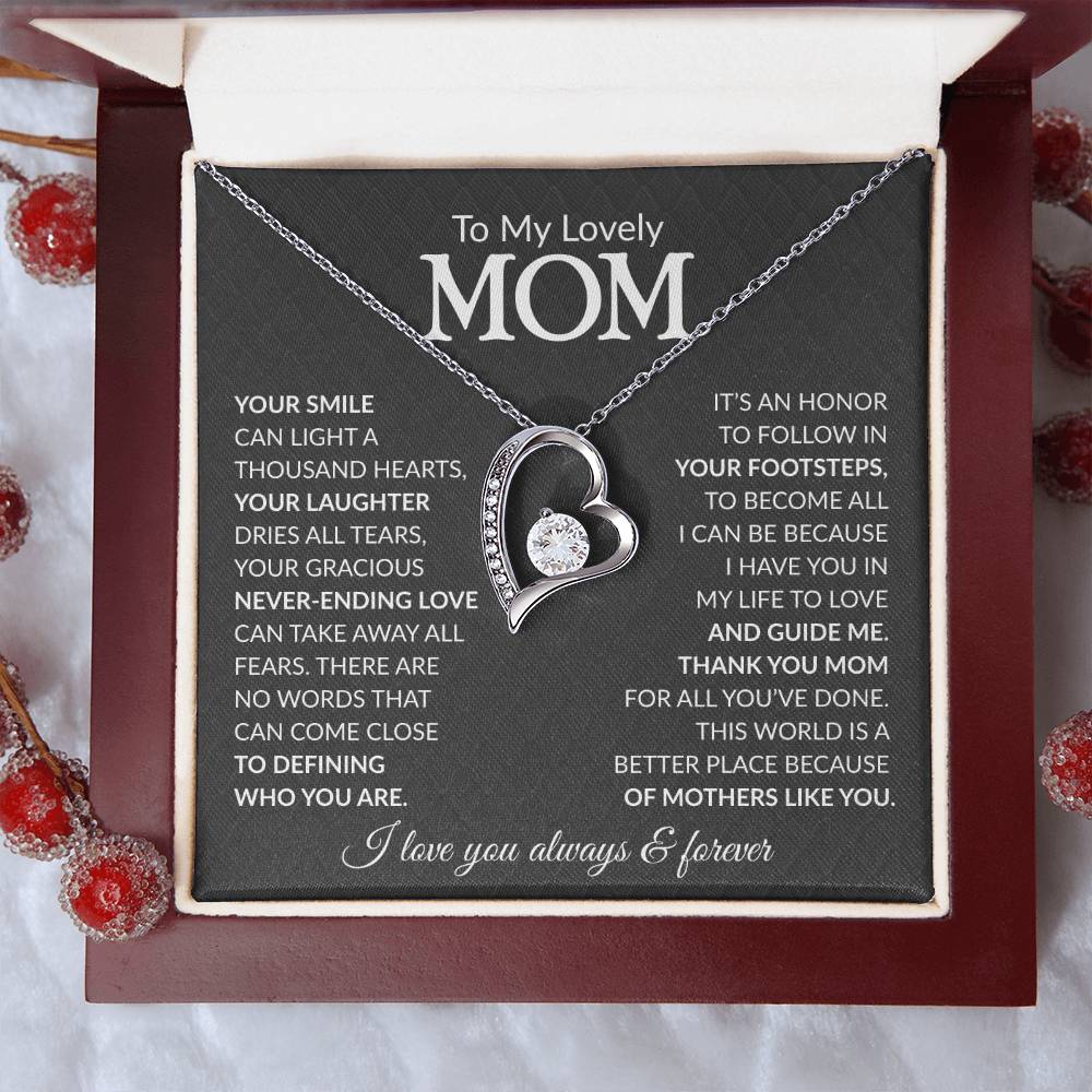 To My Mom Heart Necklace Gift