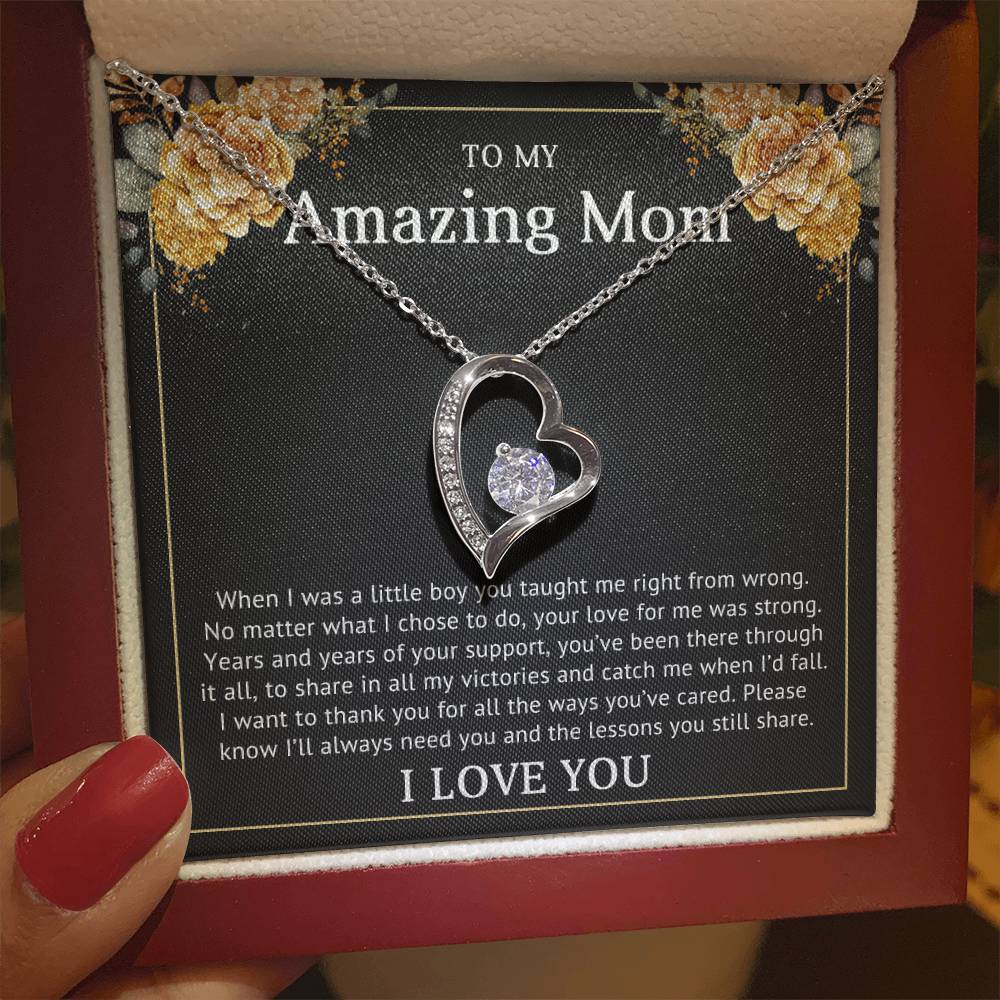 To My Mom Heart Necklace Gift