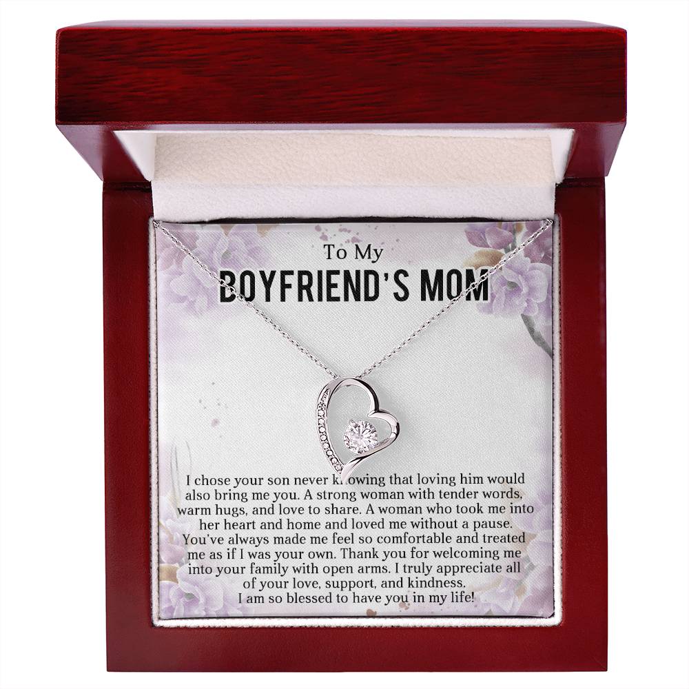 To My Boyfriends Mom Heart Necklace Gift