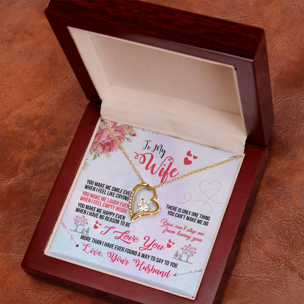 Wife and Heart Necklace - Perfect Gift for a Special OccasionSmiling Wife Heart Necklace - Thoughtful Gift for a Special Occasion-[Heartfelt Family Gift]