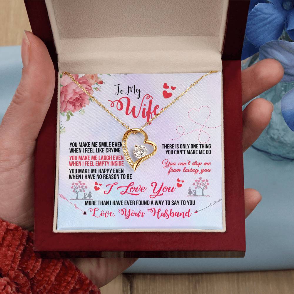 Wife and Heart Necklace - Perfect Gift for a Special OccasionSmiling Wife Heart Necklace - Thoughtful Gift for a Special Occasion-[Heartfelt Family Gift]