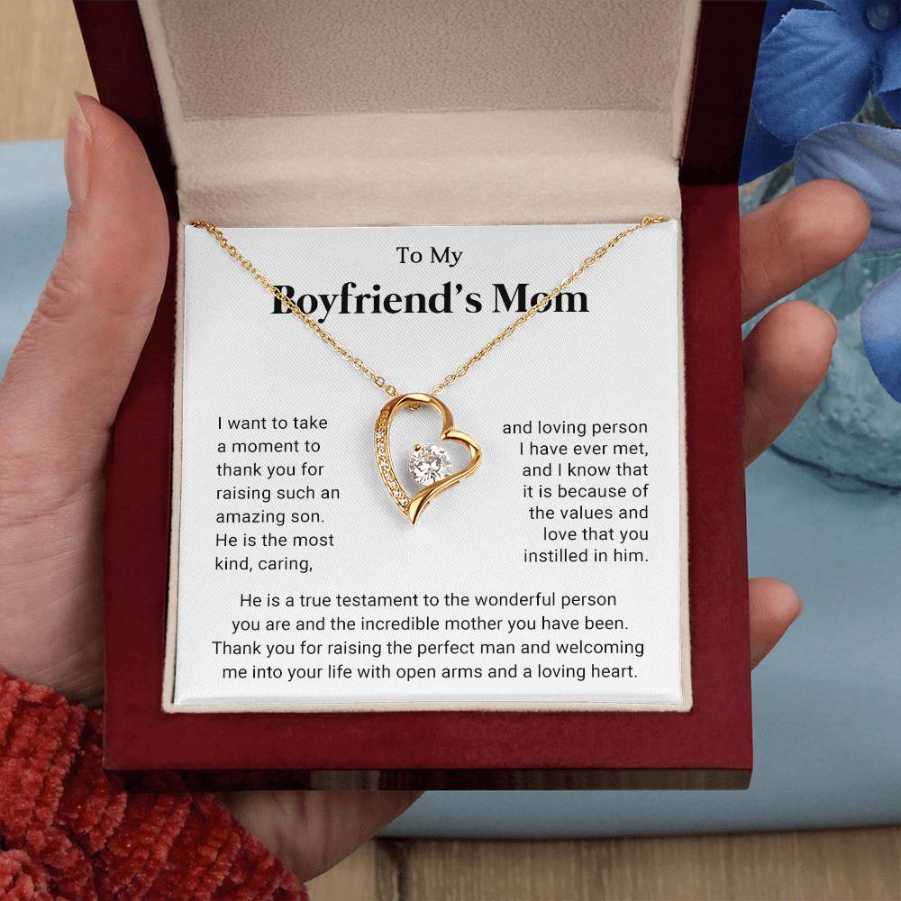 To My Boyfriends Mom Heart Necklace Gift