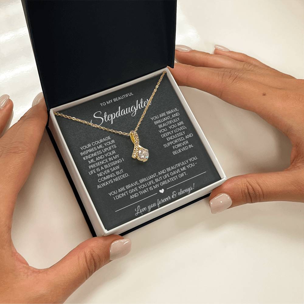 Stepddaughter Alluring Beauty Necklace Gift