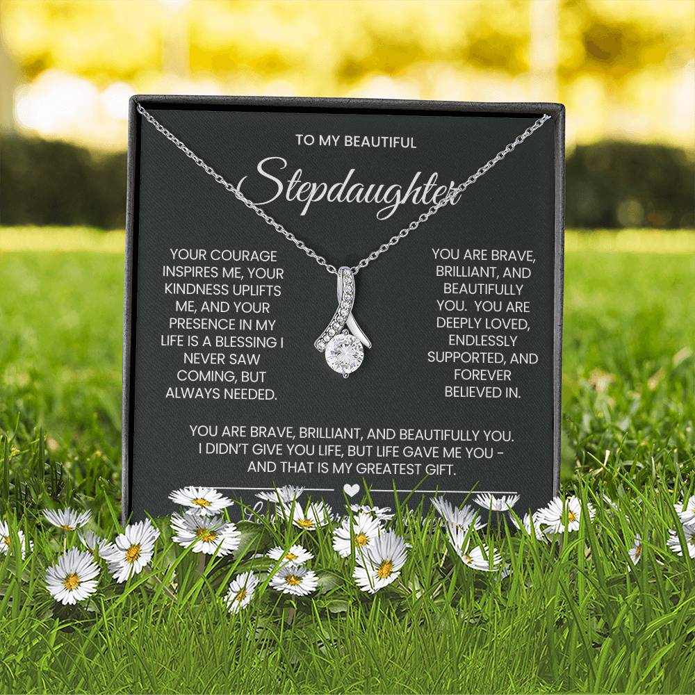 Stepddaughter Alluring Beauty Necklace Gift