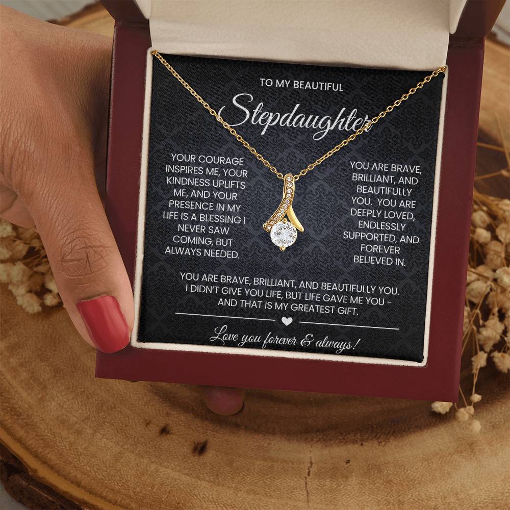 Stepddaughter Alluring Beauty Necklace Gift
