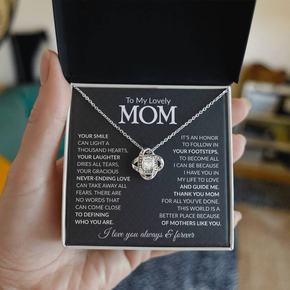 To My Loving Mom Knot Necklace