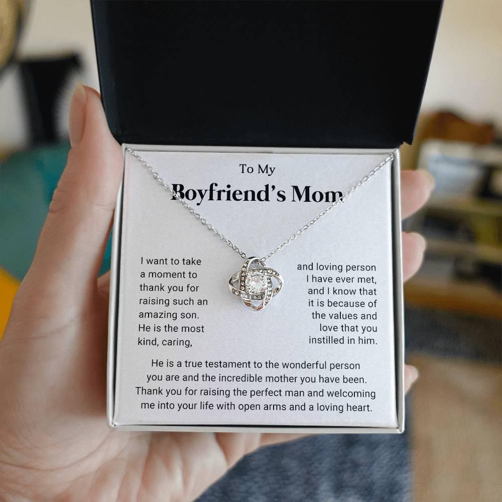 To My Boyfriend's Mom Knot Necklace Gift