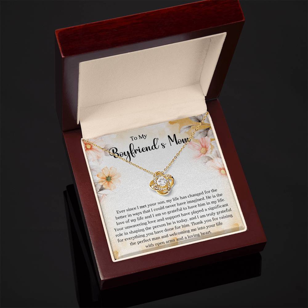 Boyfriends Mom Knot Necklace Gift