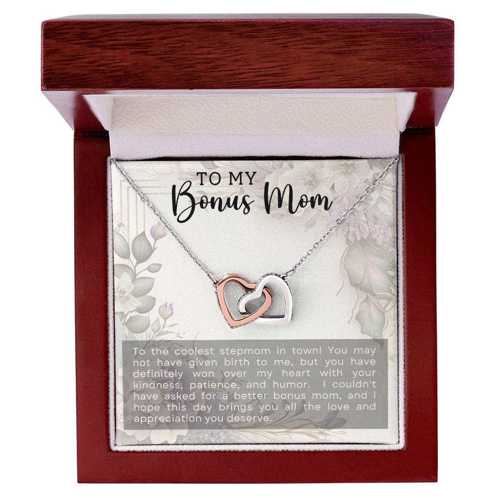Bonus Mom Interlocking Hearts Necklace-[Heartfelt Family Gift]