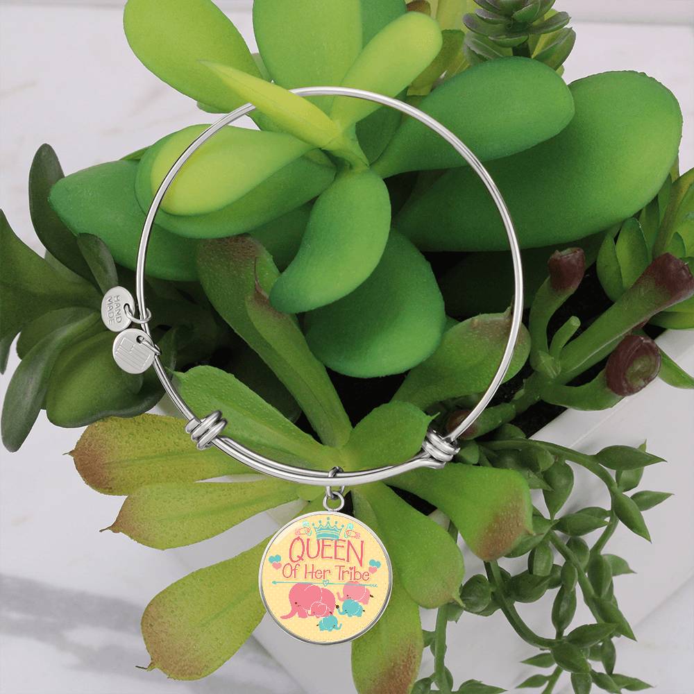 Queen of Her Tribe Engraved Bangle Bracelet-[Heartfelt Family Gift]