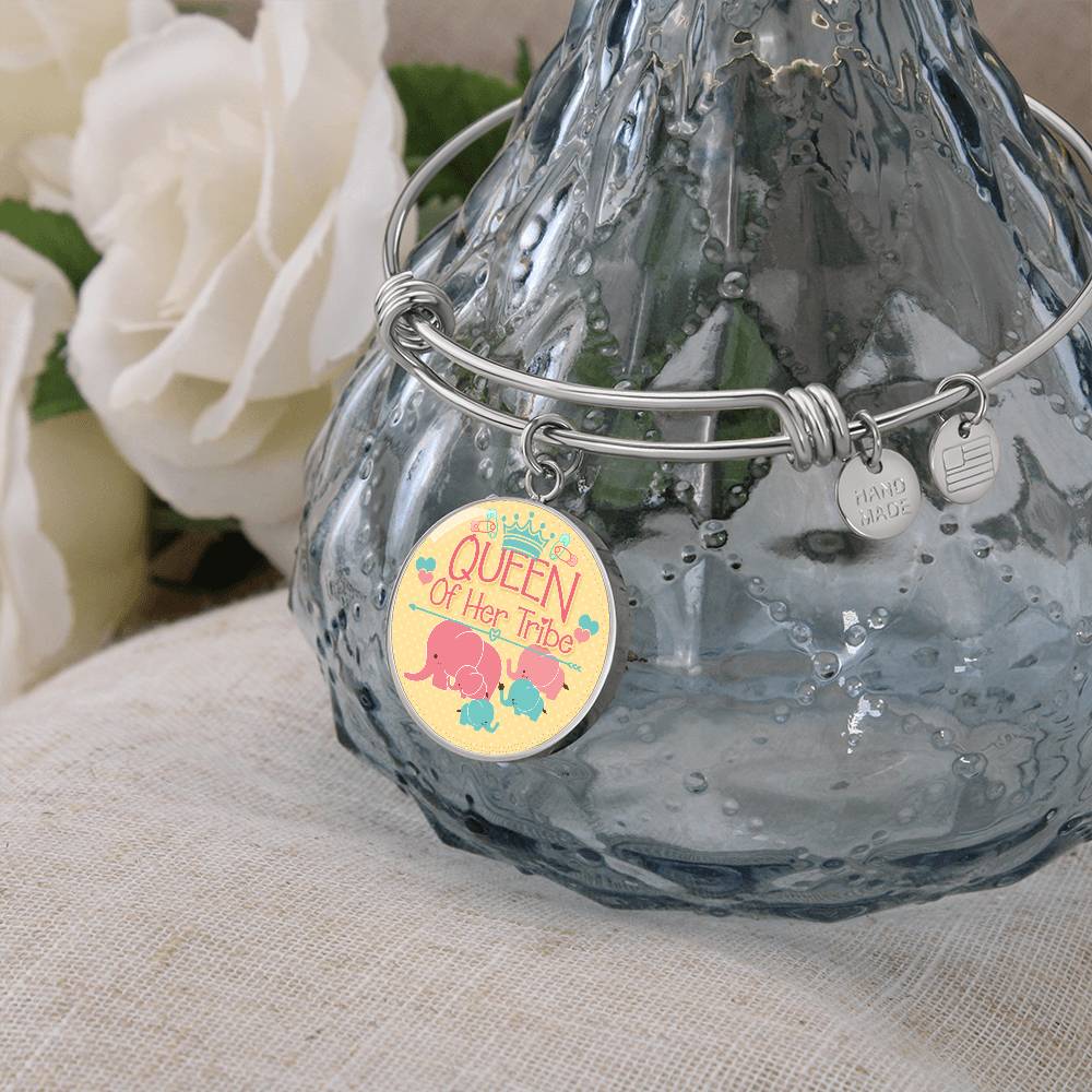 Queen of Her Tribe Engraved Bangle Bracelet-[Heartfelt Family Gift]