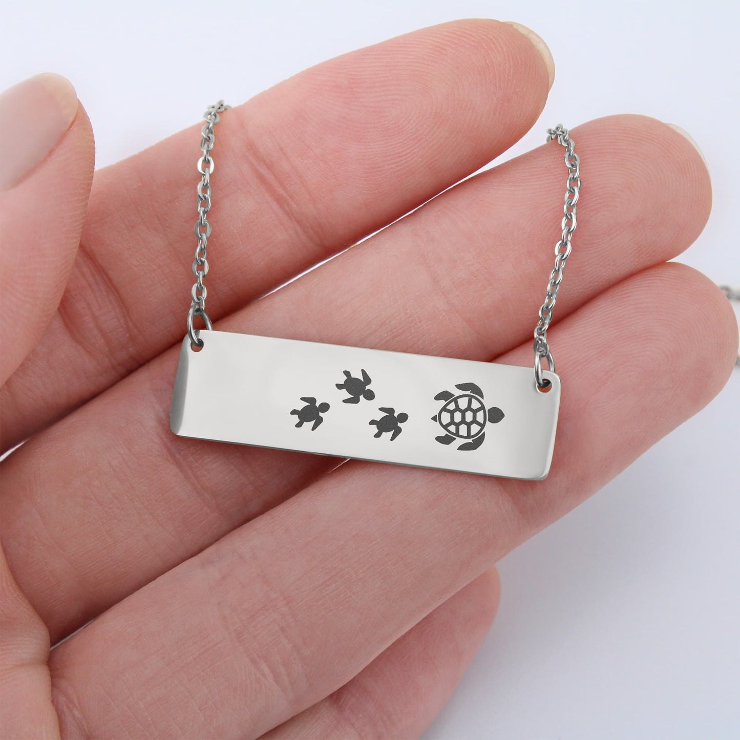 Engraved Vertical Bar Necklace 3 Turtles