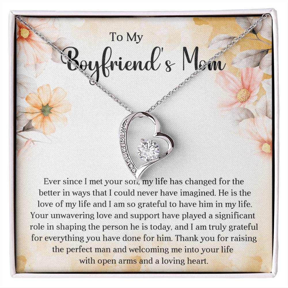 To My Boyfriends Mom Heart Necklace Gift