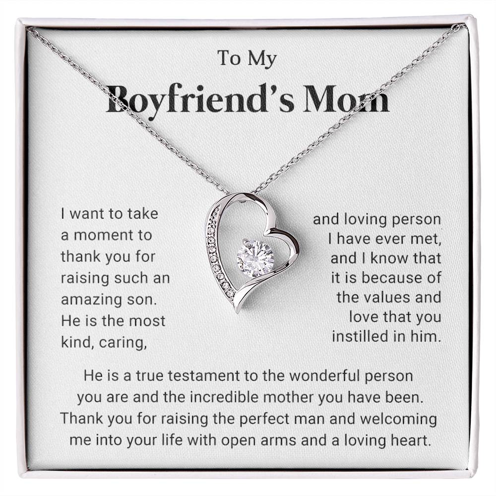To My Boyfriends Mom Heart Necklace Gift
