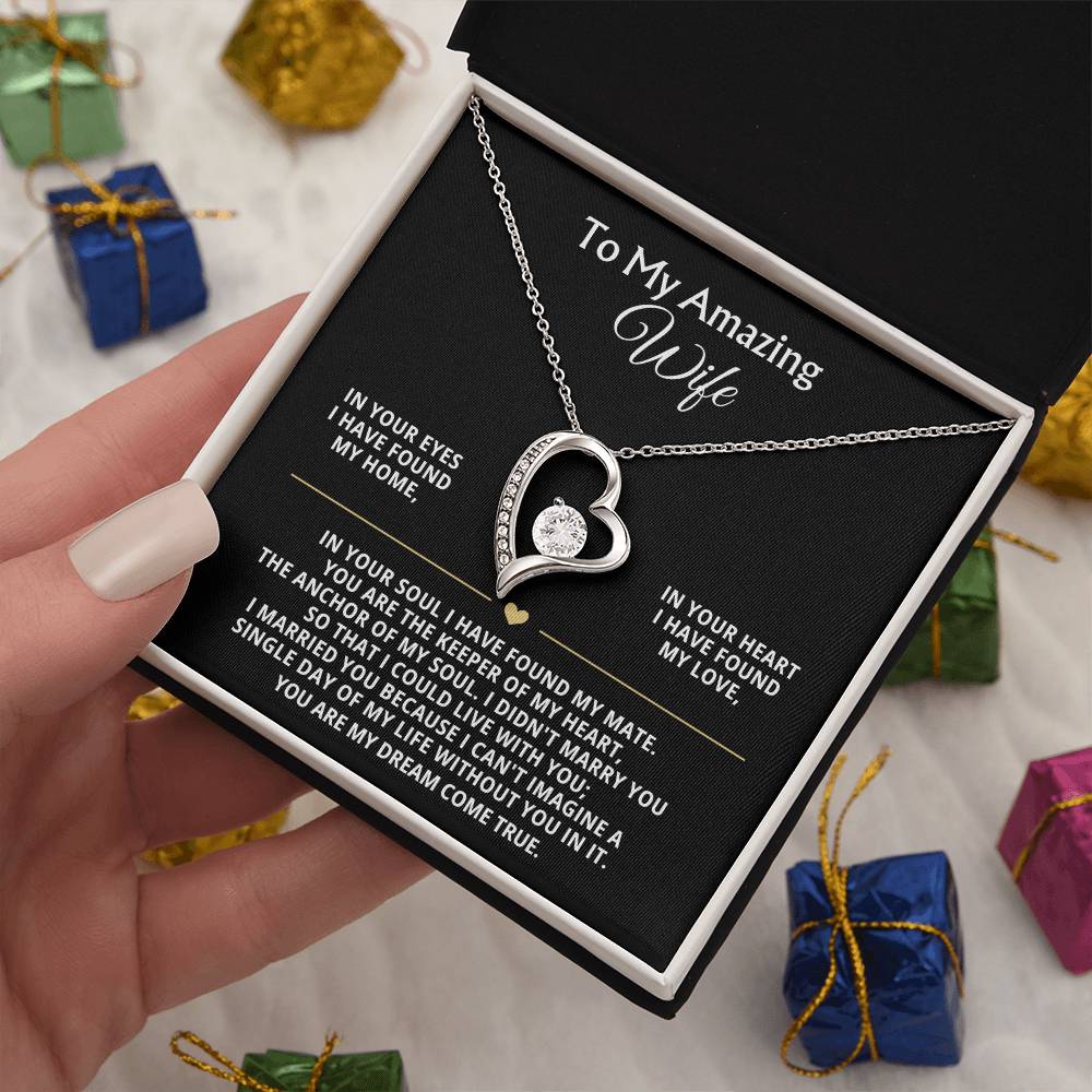 To My Amazing Wife Heart Necklace Gift