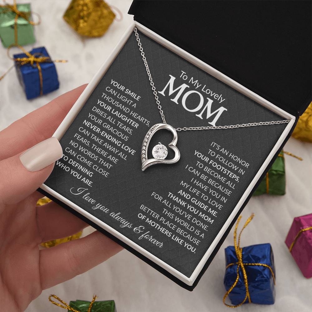To My Mom Heart Necklace Gift
