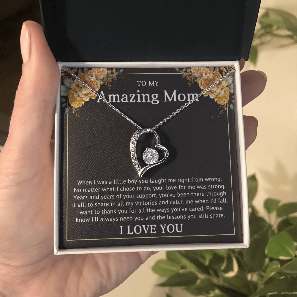 To My Mom Heart Necklace Gift