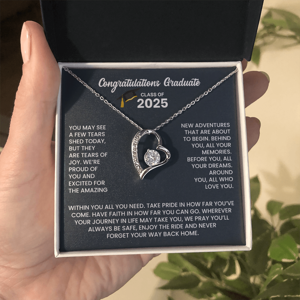 Class of 2025 Heart Graduation Necklace Gift