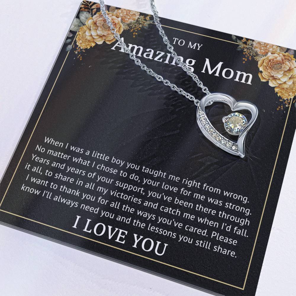 To My Mom Heart Necklace Gift