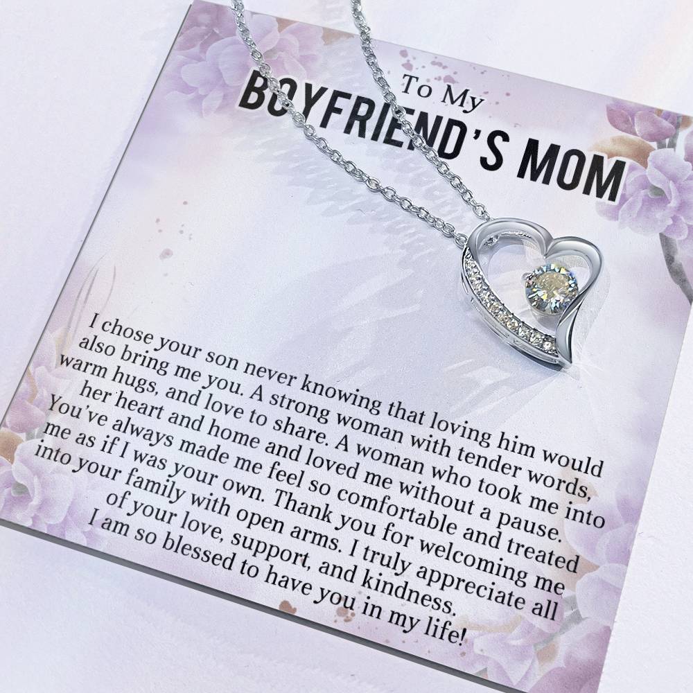 To My Boyfriends Mom Heart Necklace Gift