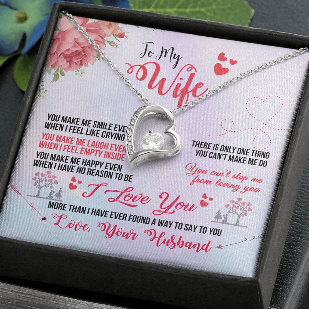 Wife and Heart Necklace - Perfect Gift for a Special OccasionSmiling Wife Heart Necklace - Thoughtful Gift for a Special Occasion-[Heartfelt Family Gift]