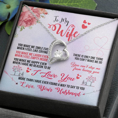 Wife and Heart Necklace - Perfect Gift for a Special OccasionSmiling Wife Heart Necklace - Thoughtful Gift for a Special Occasion-[Heartfelt Family Gift]