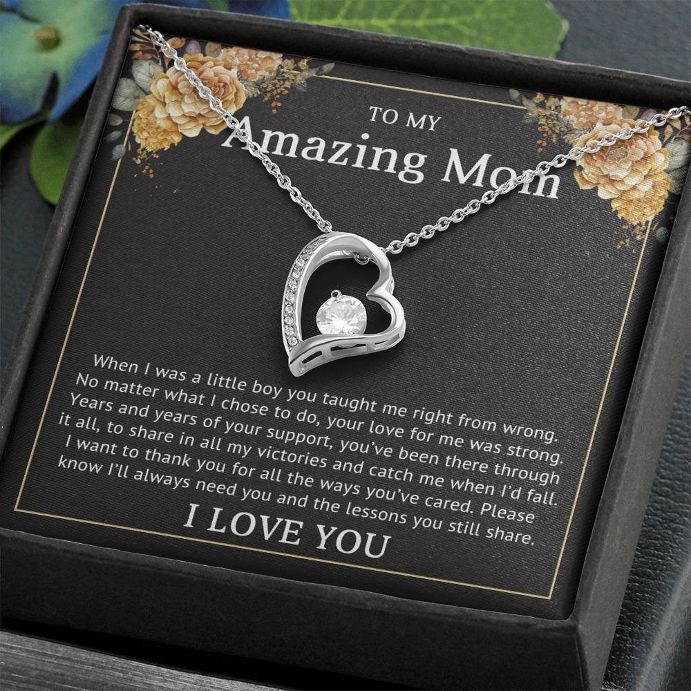To My Mom Heart Necklace Gift