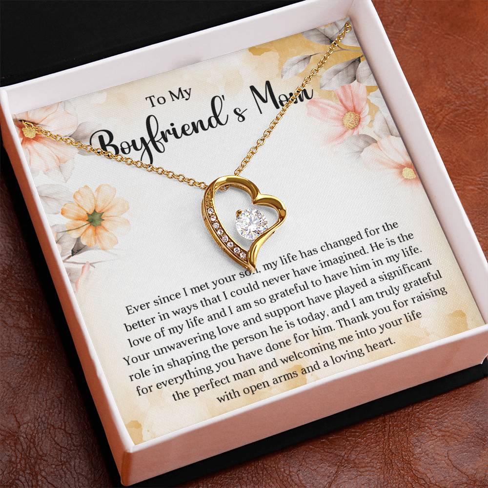To My Boyfriends Mom Heart Necklace Gift