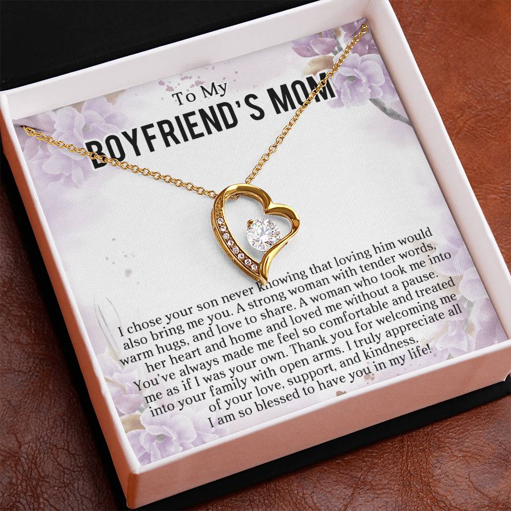 To My Boyfriends Mom Heart Necklace Gift