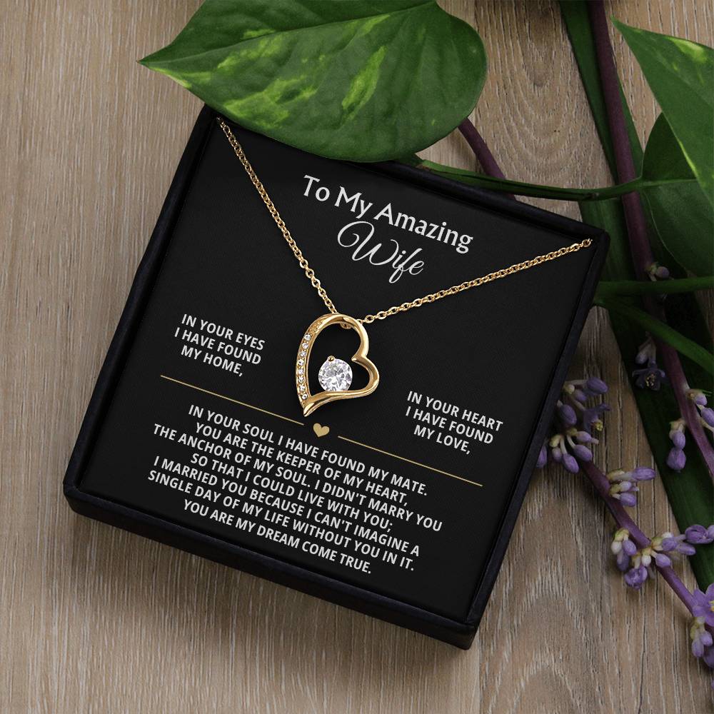 To My Amazing Wife Heart Necklace Gift