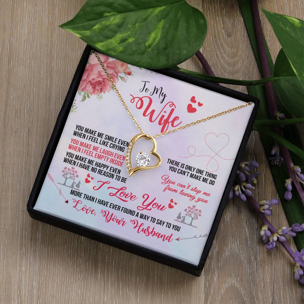 Wife and Heart Necklace - Perfect Gift for a Special OccasionSmiling Wife Heart Necklace - Thoughtful Gift for a Special Occasion-[Heartfelt Family Gift]
