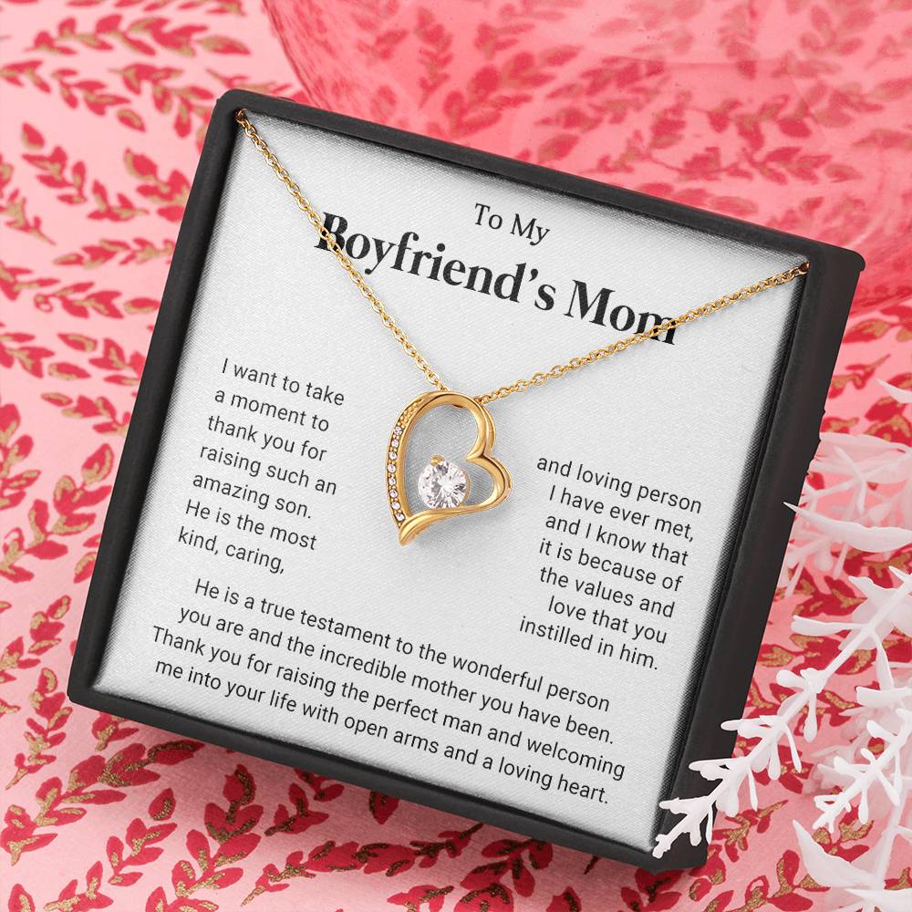 To My Boyfriends Mom Heart Necklace Gift