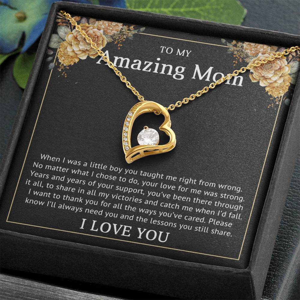 To My Mom Heart Necklace Gift
