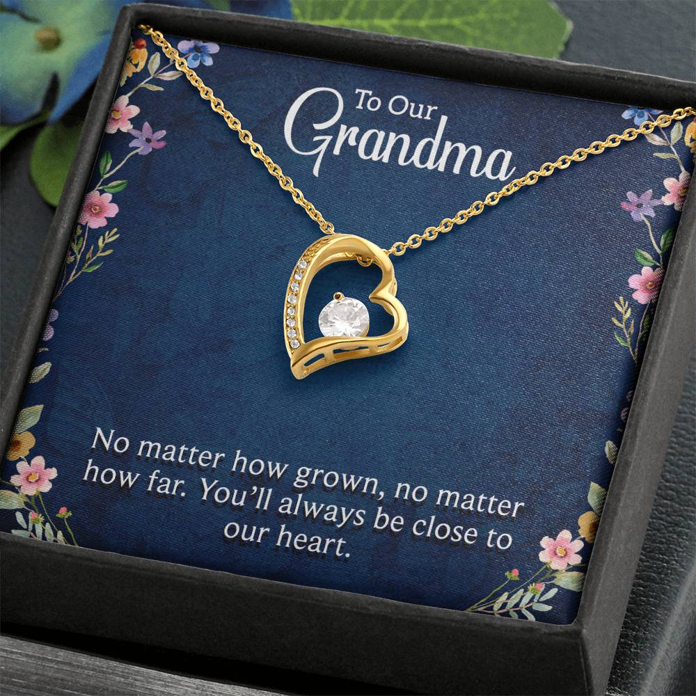 Multi Name Vertical Necklace_To our Grandma-Always close to our heart Heart Necklace Gift-[Heartfelt Family Gift]