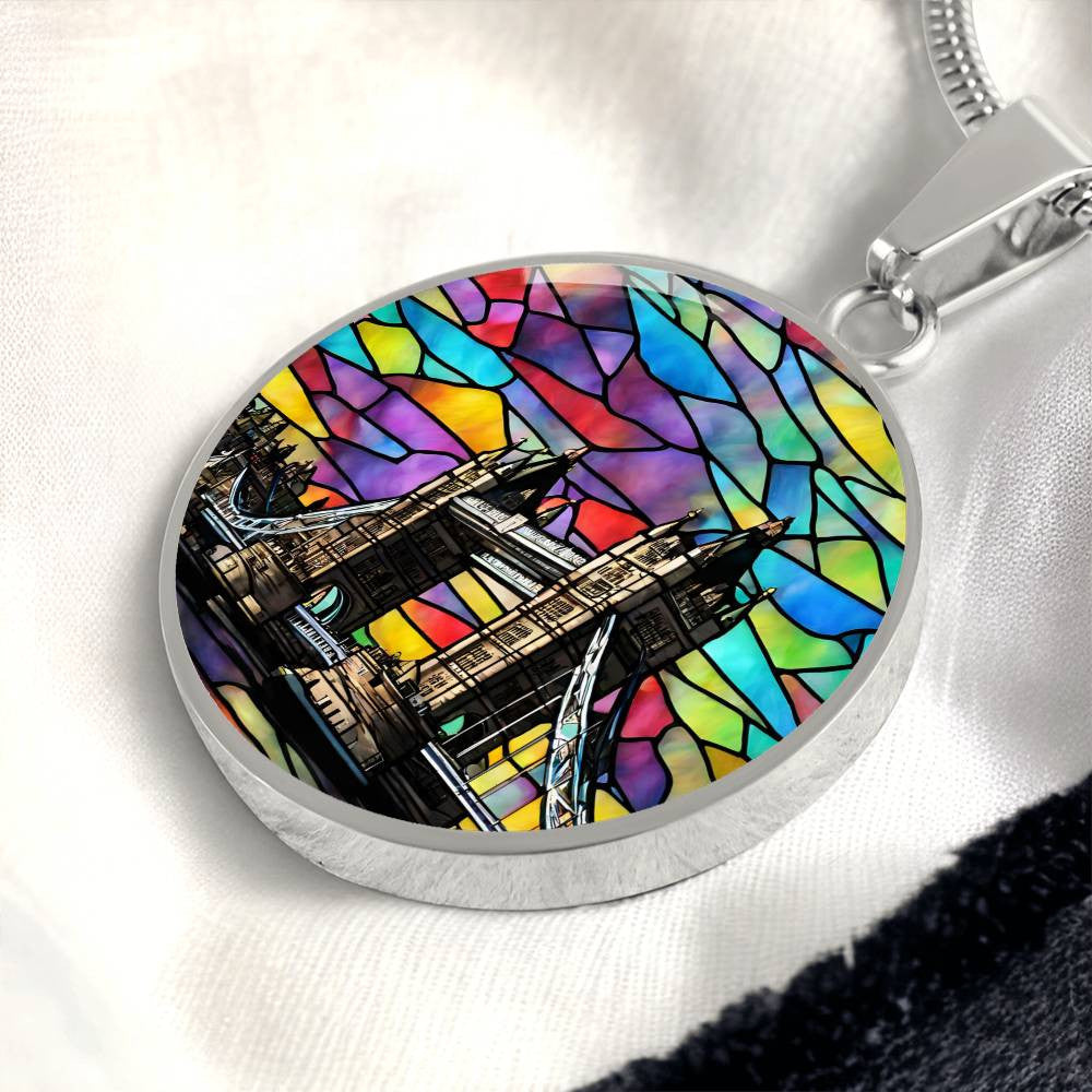 London Bridge Skyline Round Pendant Necklace in Gold or silver-[Heartfelt Family Gift]
