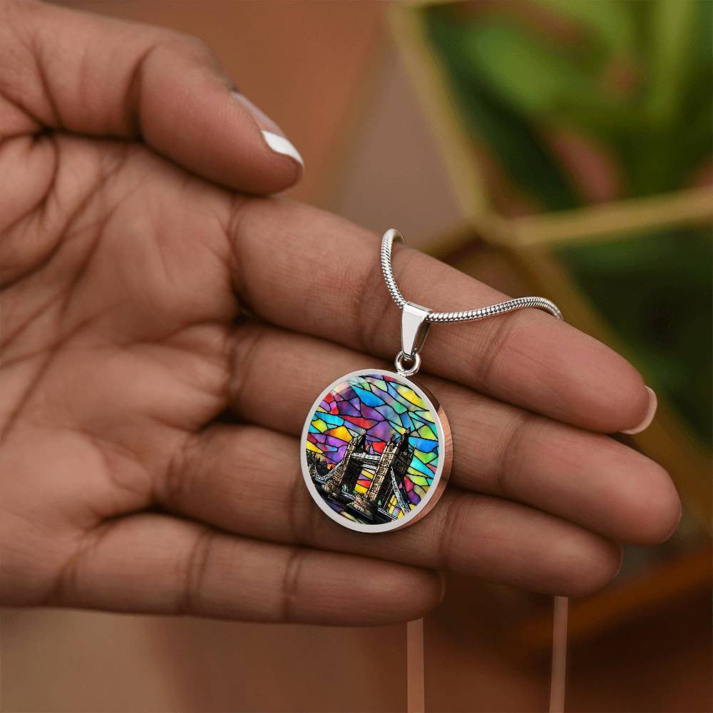 London Bridge Skyline Round Pendant Necklace in Gold or silver-[Heartfelt Family Gift]