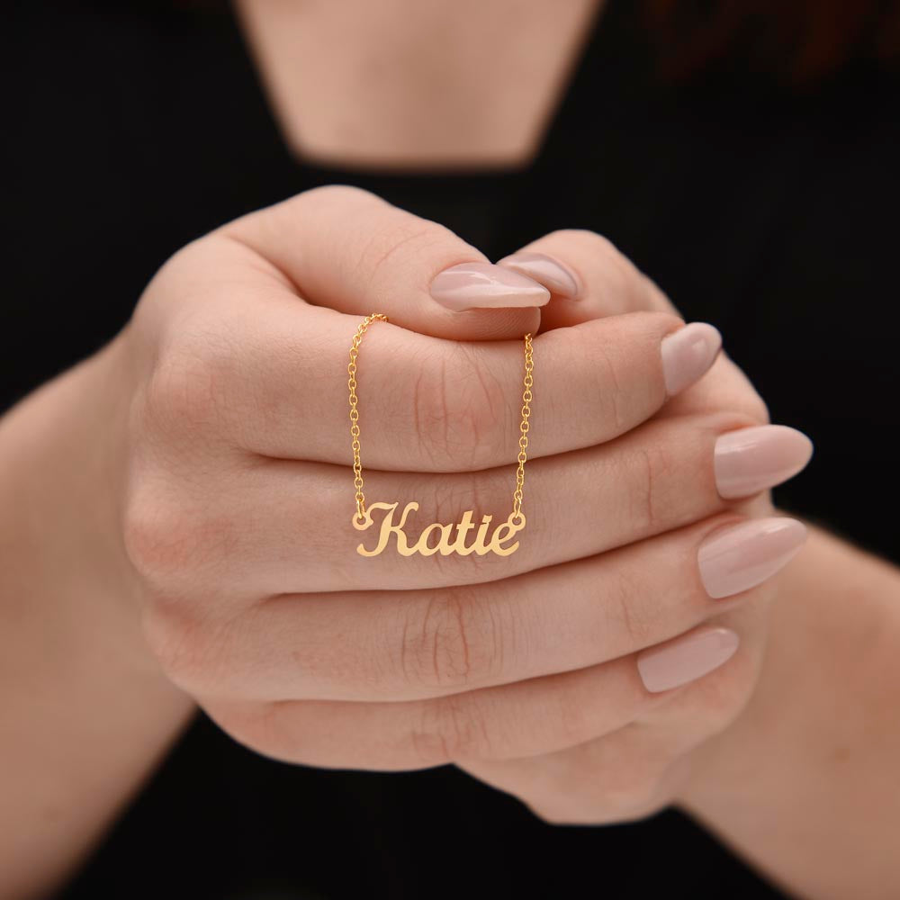 To My Amazing Sister - Personalized Name Necklace-[Heartfelt Family Gift]