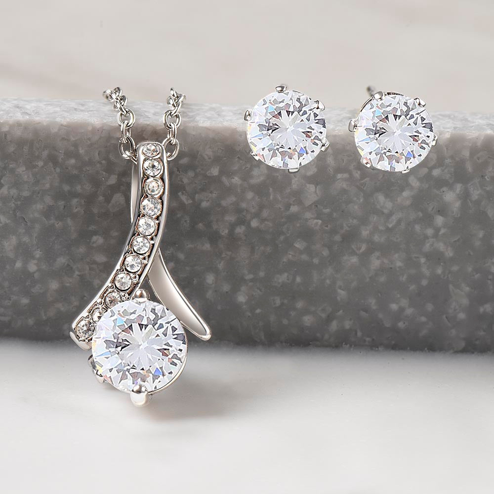 The Love Between a Mother and Son Alluring Beauty Necklace Earring Set-[Heartfelt Family Gift]